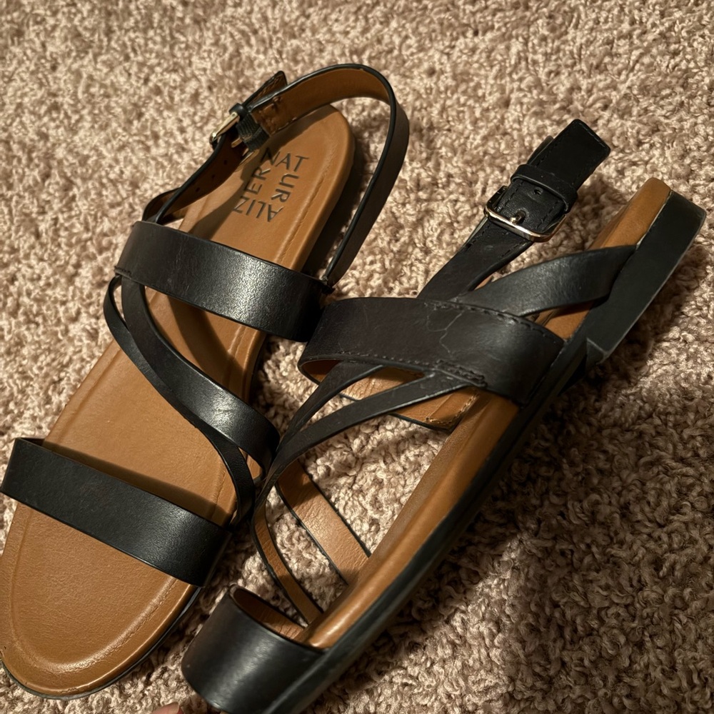 Naturalizer Black Strappy Sandals
